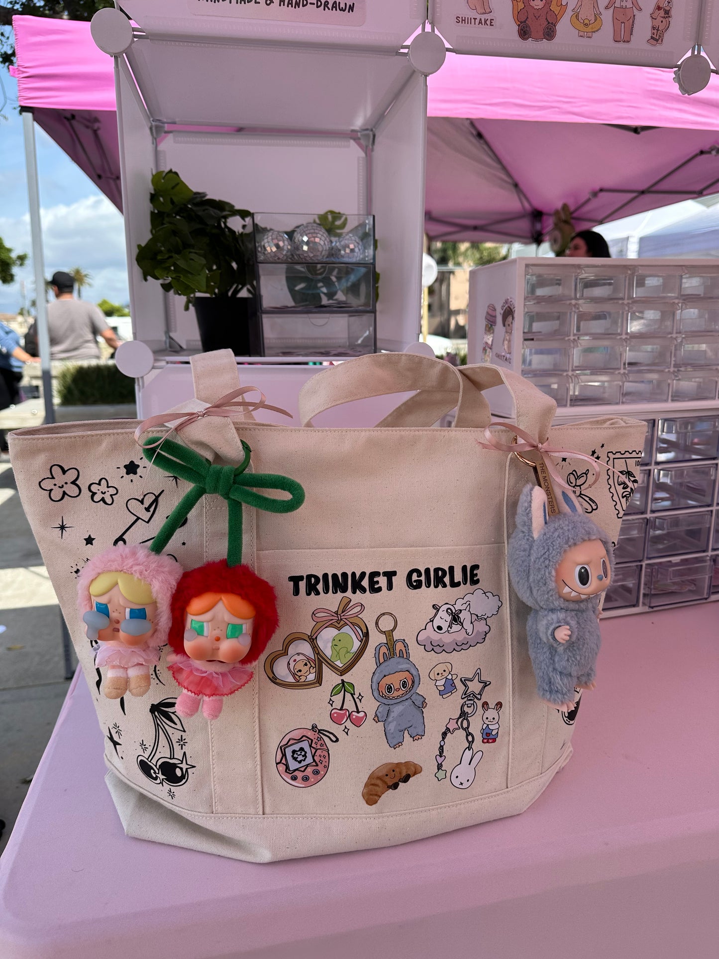 Trinket Girlie Weekender Tote